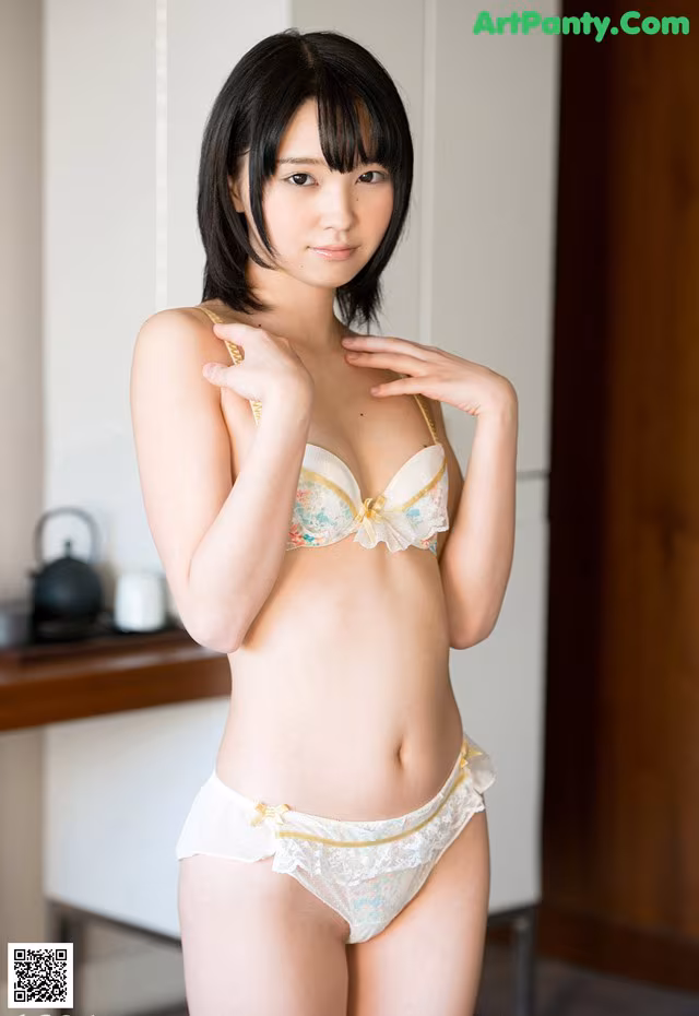 Iku Natsumi - Teenboardmobi Fat Naked